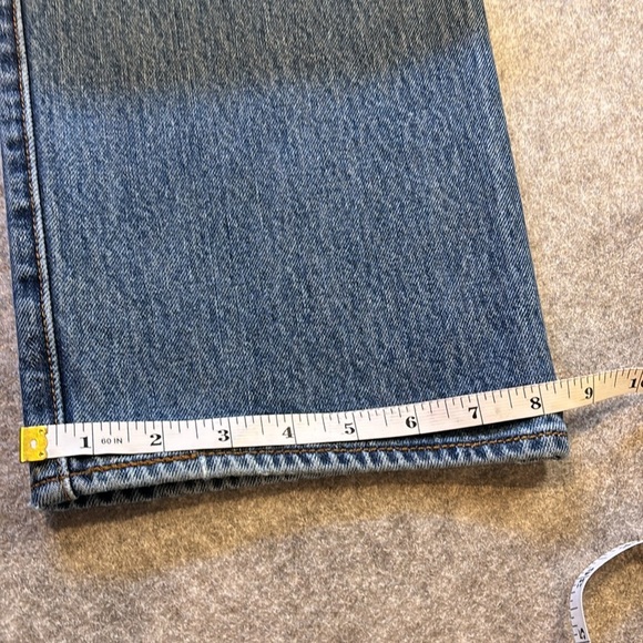 Men's Levi's 501 Button Fly,  Size 36. - Picture 6 of 10